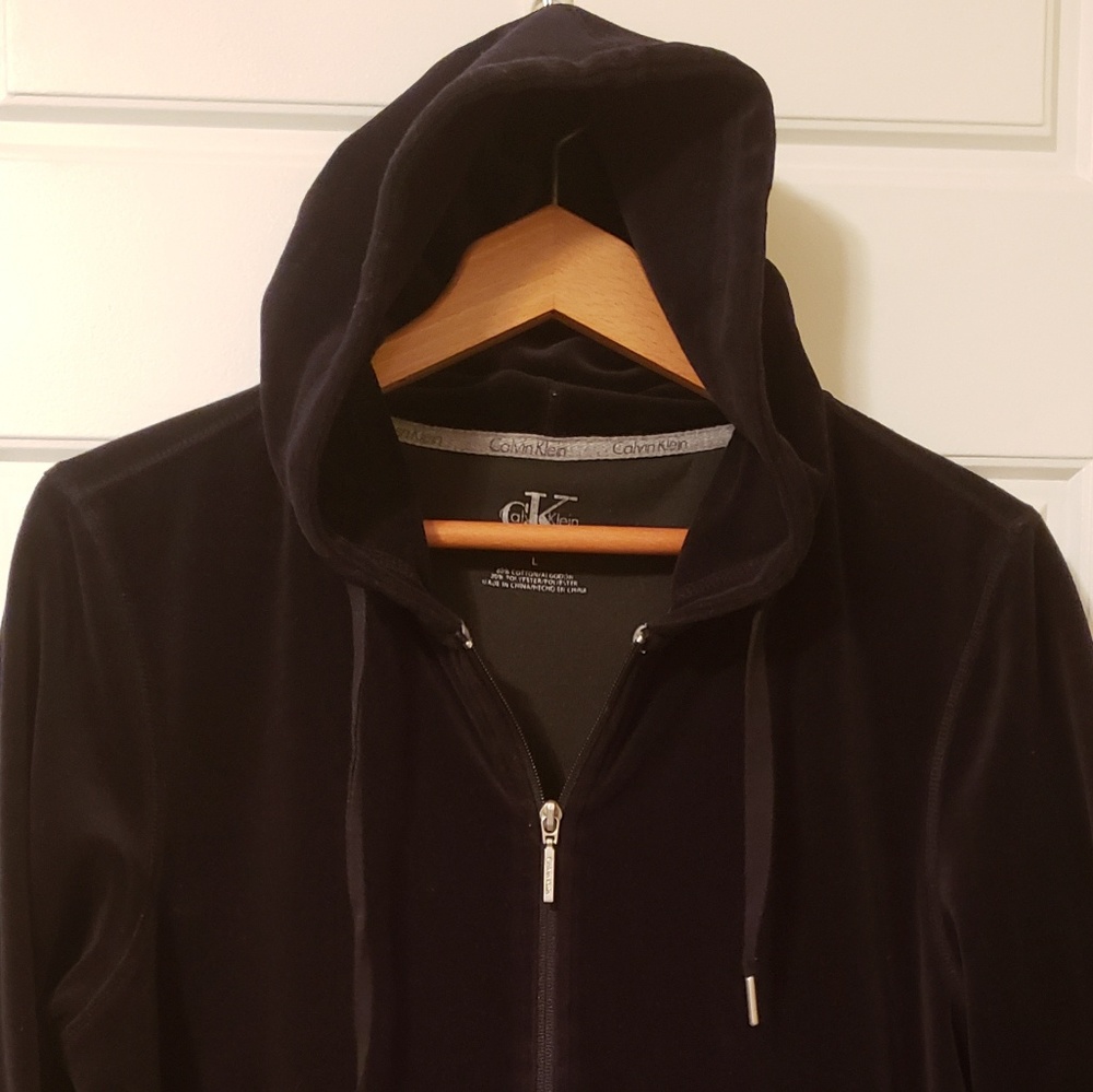 Clavin Klein Valure track sweater